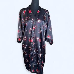 Vintage Y2K Black and red satin heart robe Size Medium